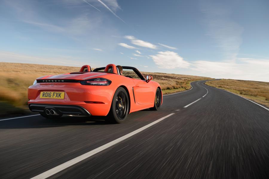  Porsche 718 Boxster S 2016 года  (UK) (фото 21 из 29)